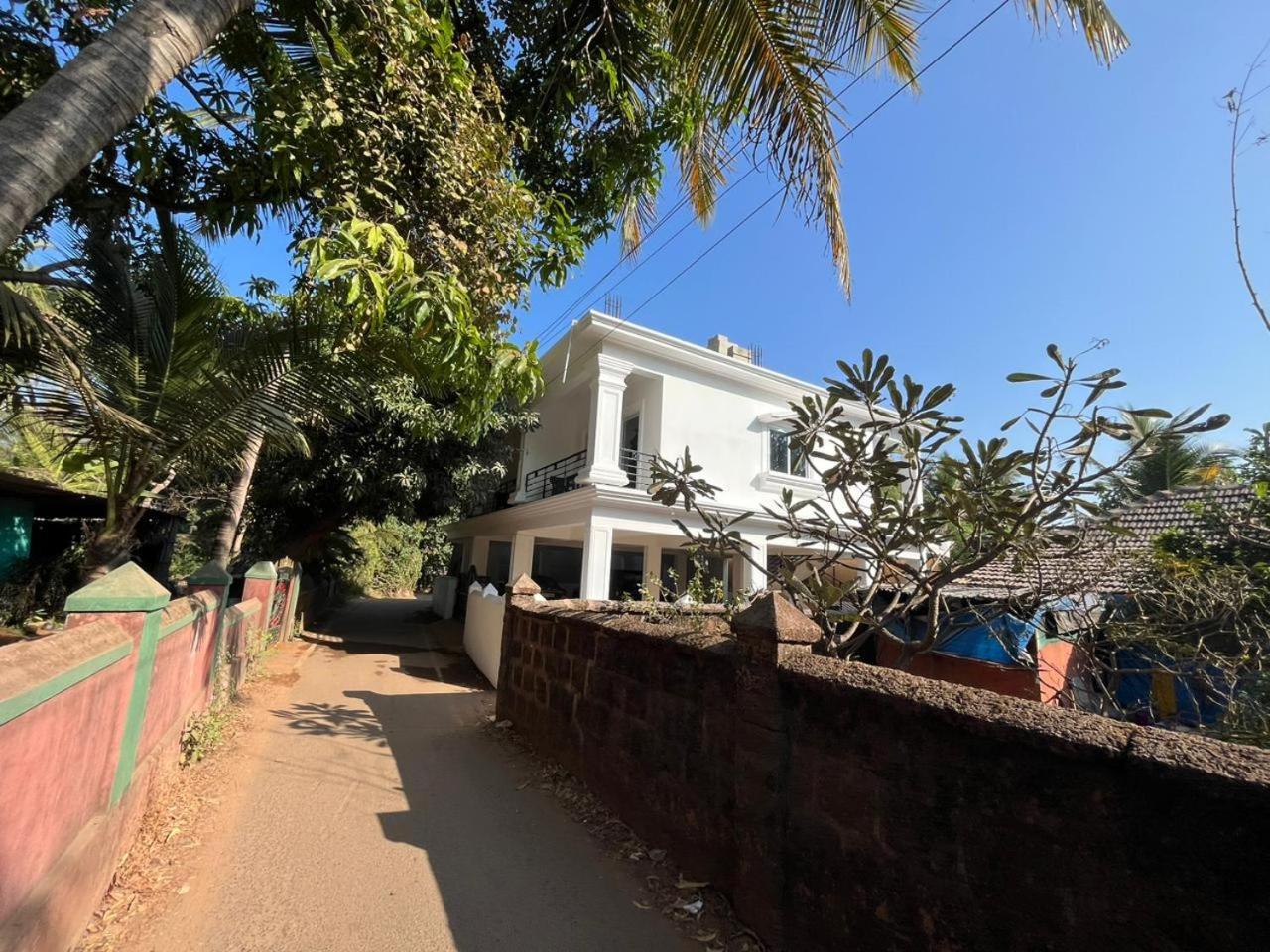 Ocean'S Edge By Vincen Hotel Calangute Buitenkant foto