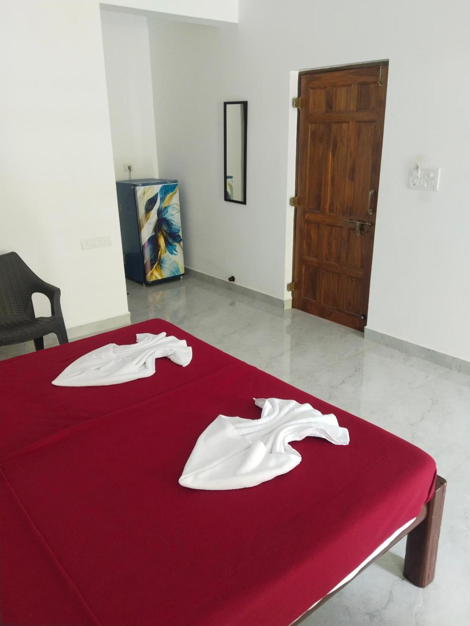 Ocean'S Edge By Vincen Hotel Calangute Buitenkant foto